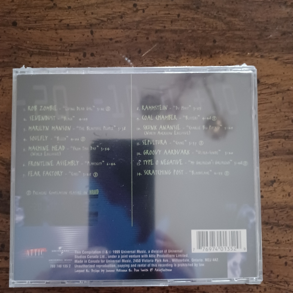 Hard CD - Picture 2 of 2